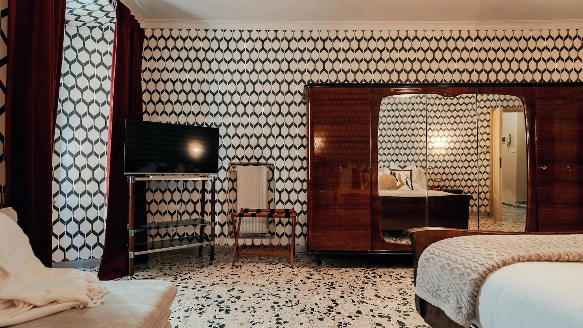 Celeste Suite Reginella Rome 0*,  Italie