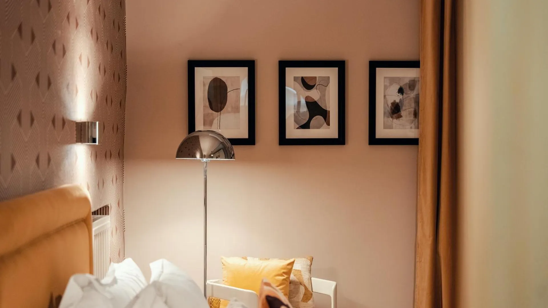 Apartment Celeste Suite Reginella Rome