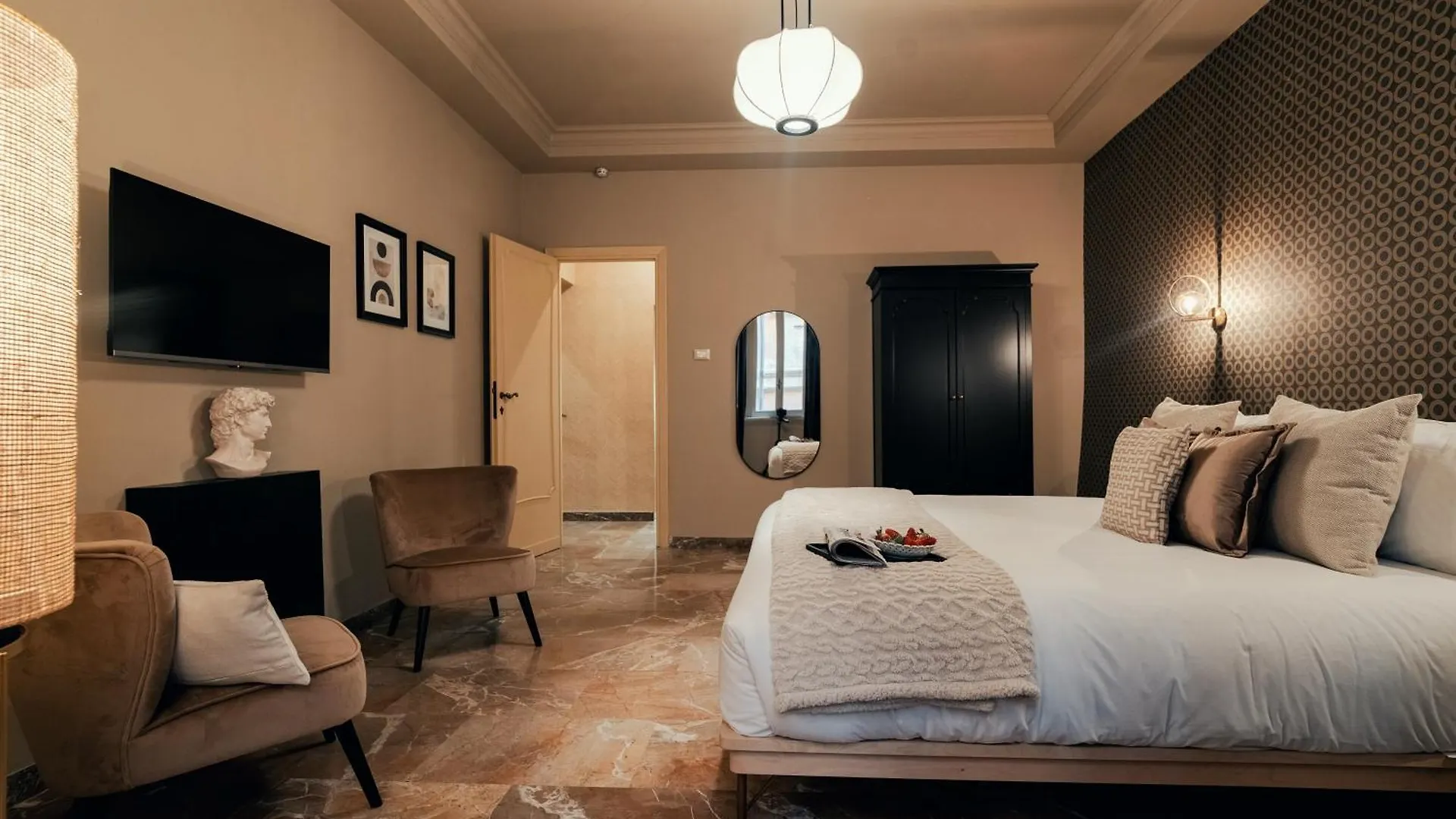 Celeste Suite Reginella Rome 0*,